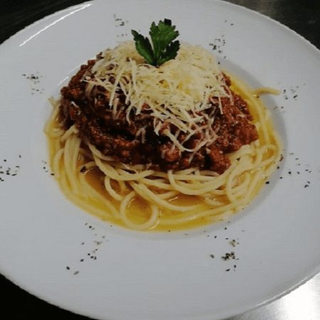 Spaghetti Alla Bolognesa