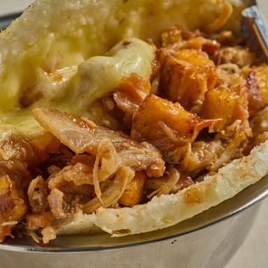 Arepa Rellena Mixta.
