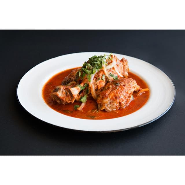 CHAMORRO EN ADOBO ROJO