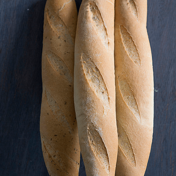Pan Canilla ( Pan Baguette)