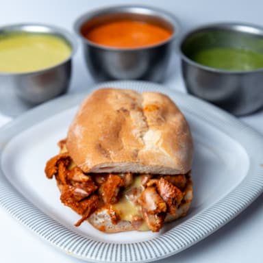 Torta Enchilada con Queso