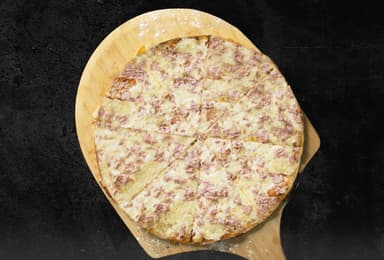 Pizza de atún