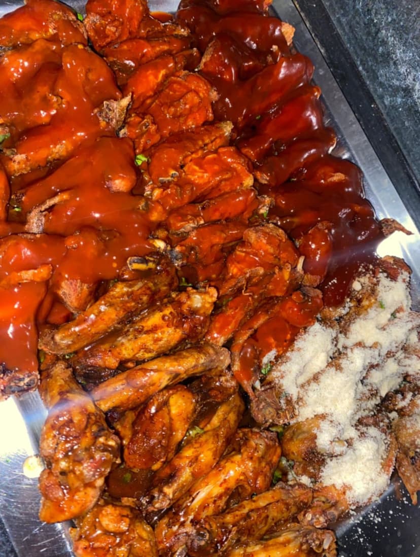 RICHARS WINGS & BURGER