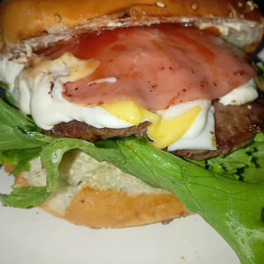 Hamburguesa de 3 Quesos.