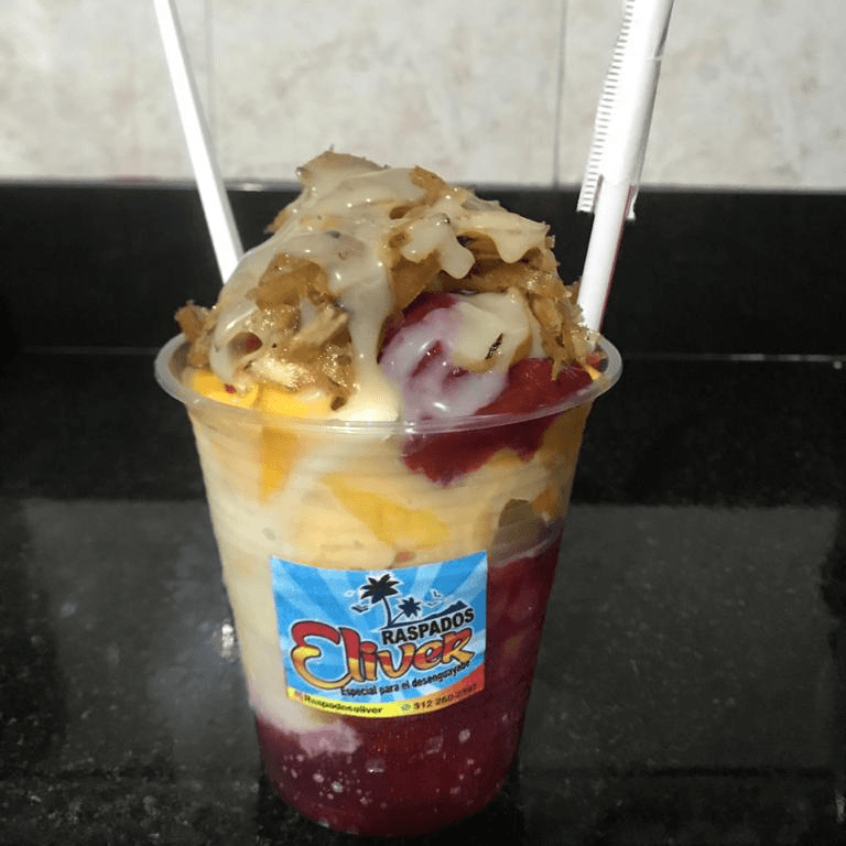 Dos Cholados con Frutas 14 Oz