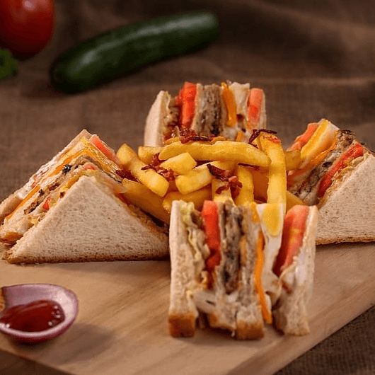 Club Sandwich Chorizo
