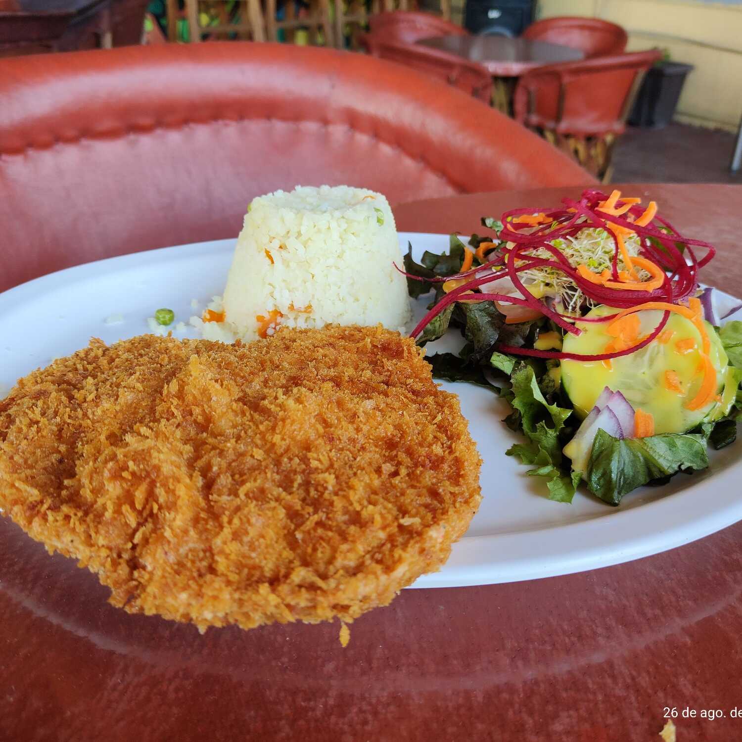 Milanesa de Pollo Empanizada*