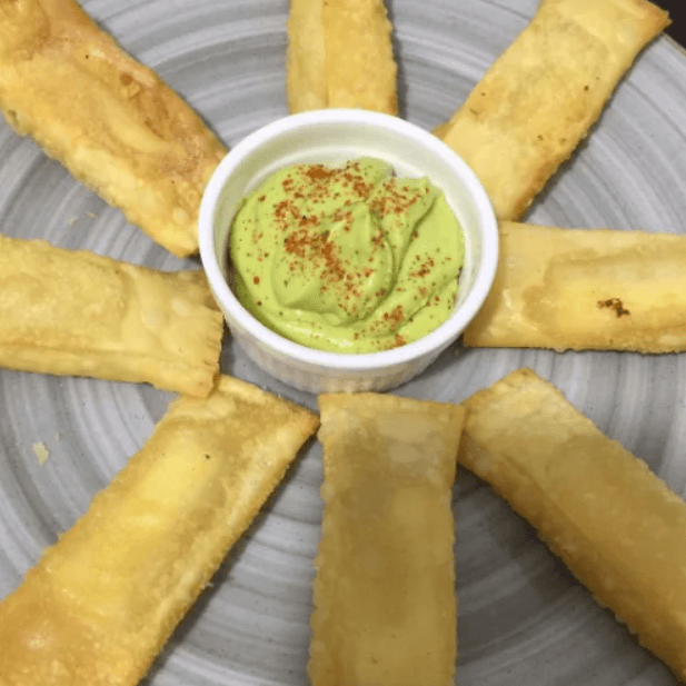Tequeños de Queso 8 Unidades