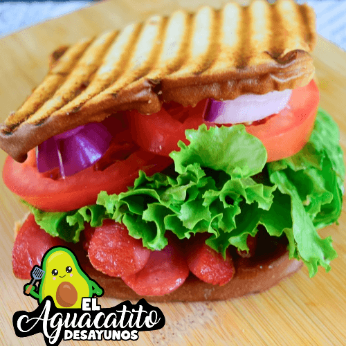 Sándwich de Salchicha