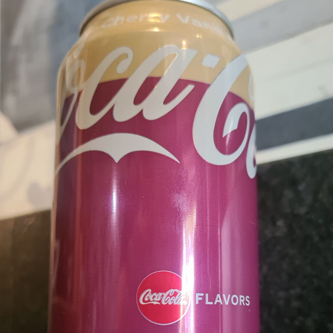 Coca Cherry Vainilla Importada
