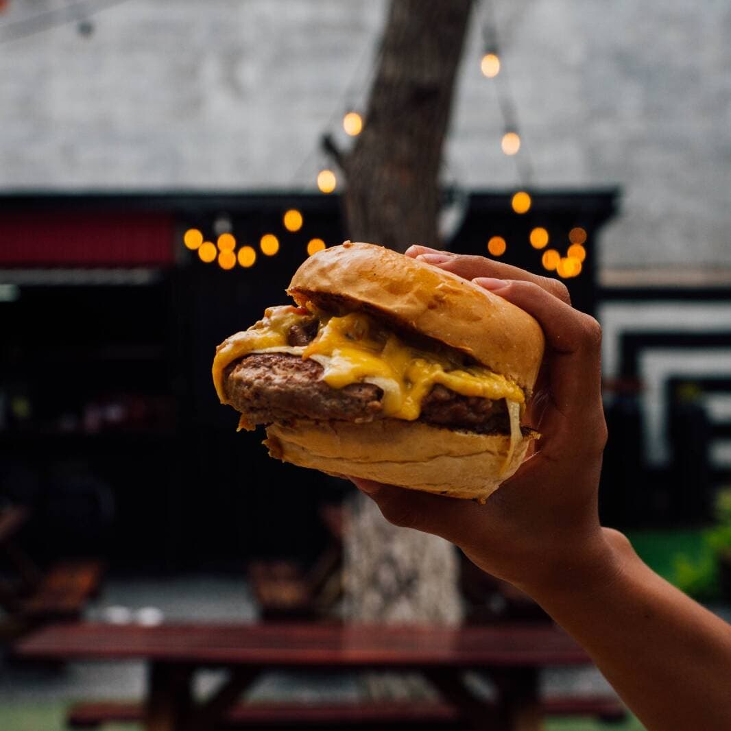 BEAGLE BURGER