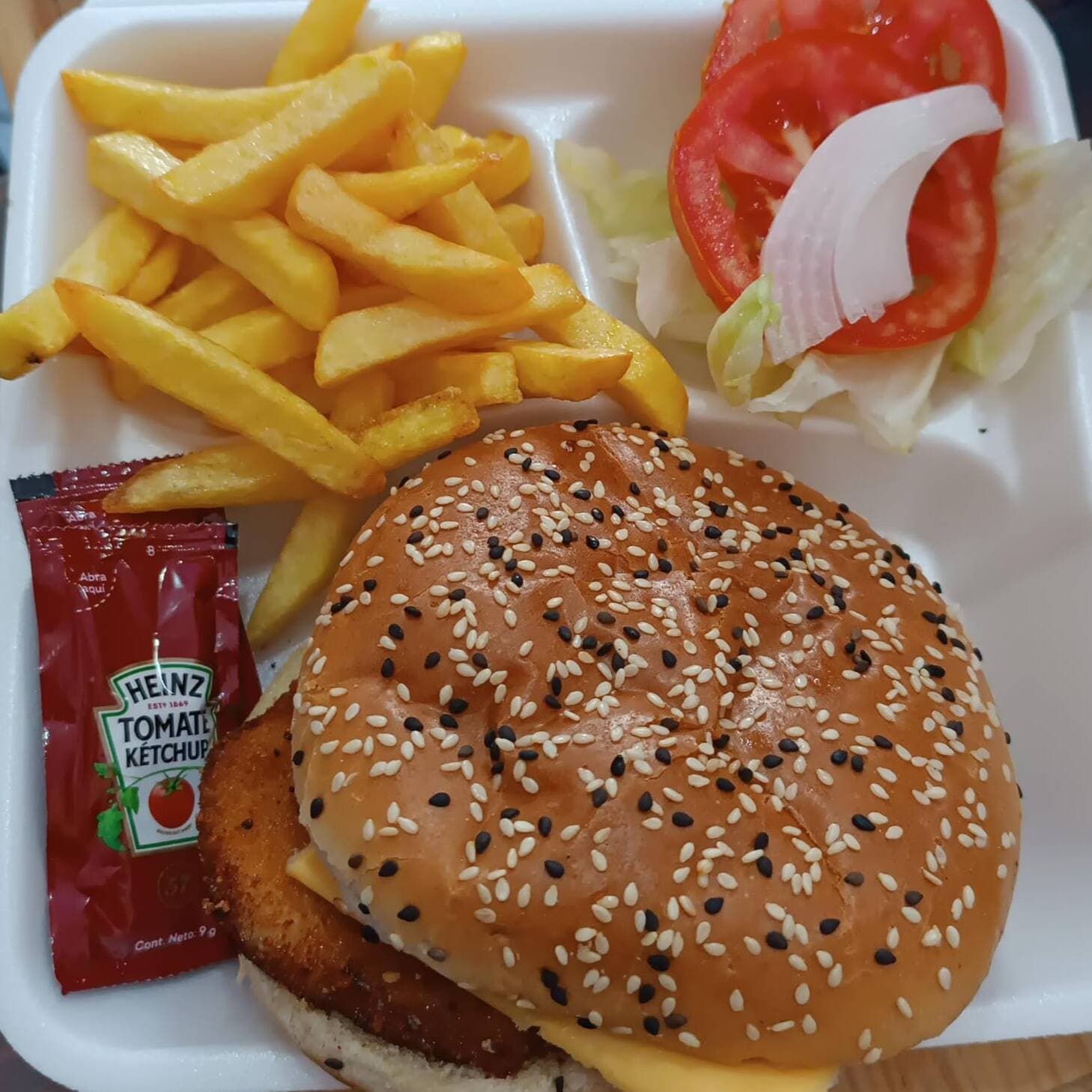 HAMBURGESA DE POLLO