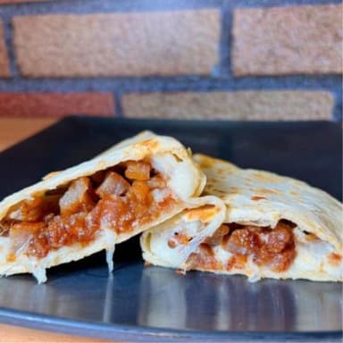 QUESADILLA CHICHARRON