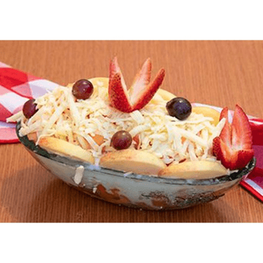 Ensalada de Frutas + Banana Split + Bebida