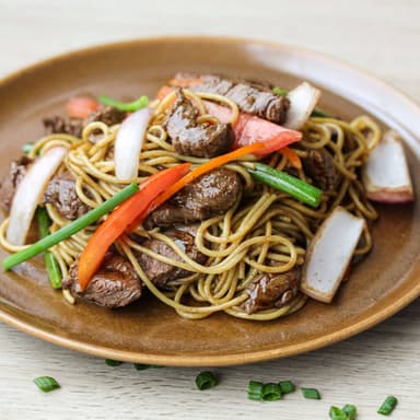 Tallarín Saltado de Lomo