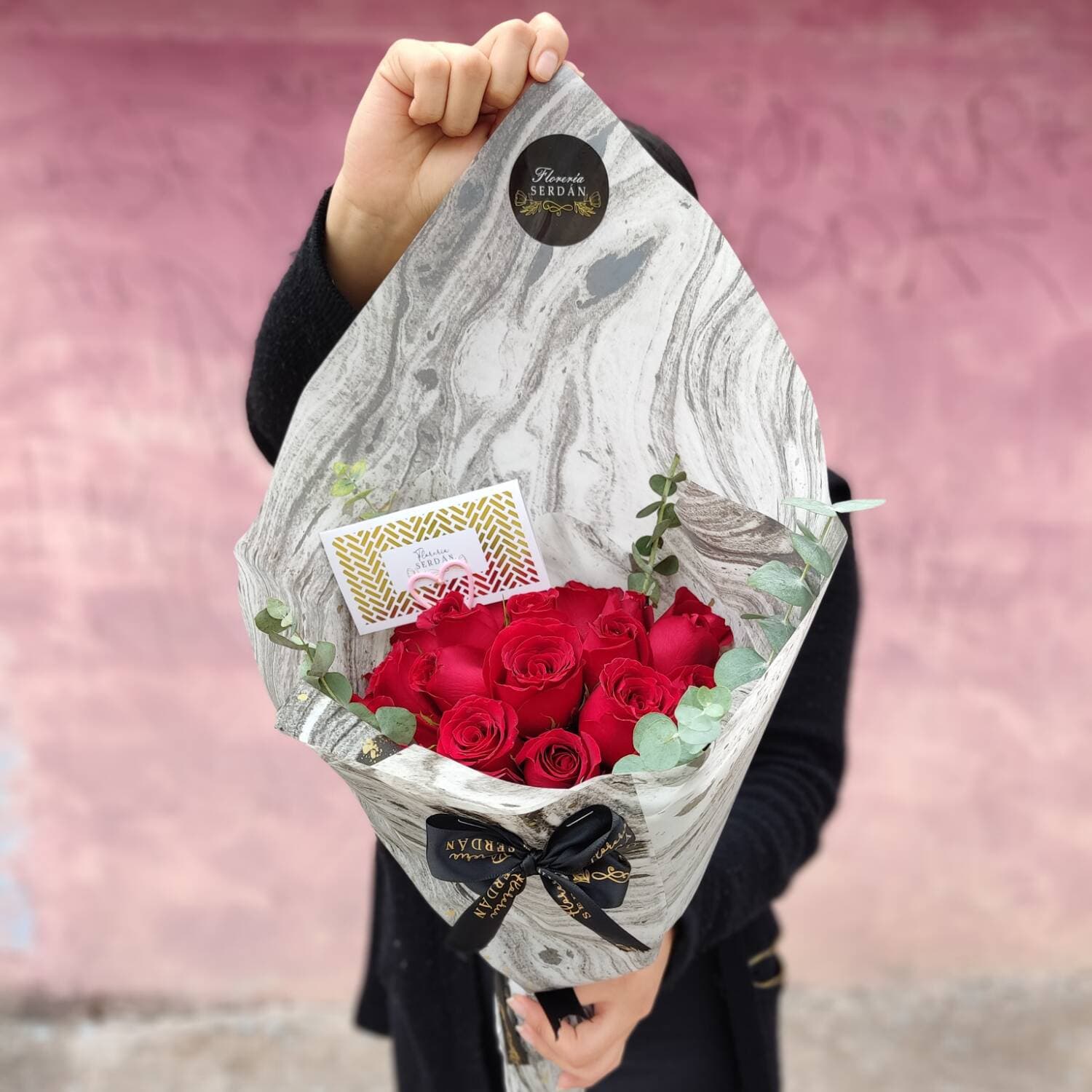 12 Rosas