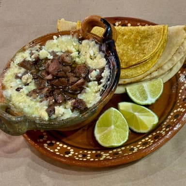Queso Fundido c/ Sirloin