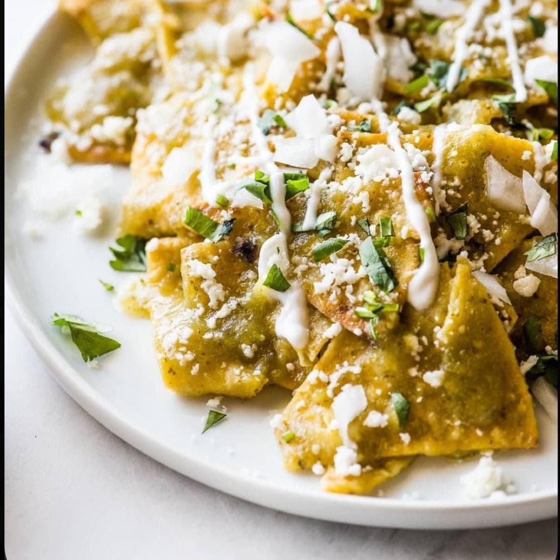 Chilaquiles Rojos con Pollo