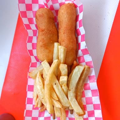 Combo Banderillas Sencillas y Papas