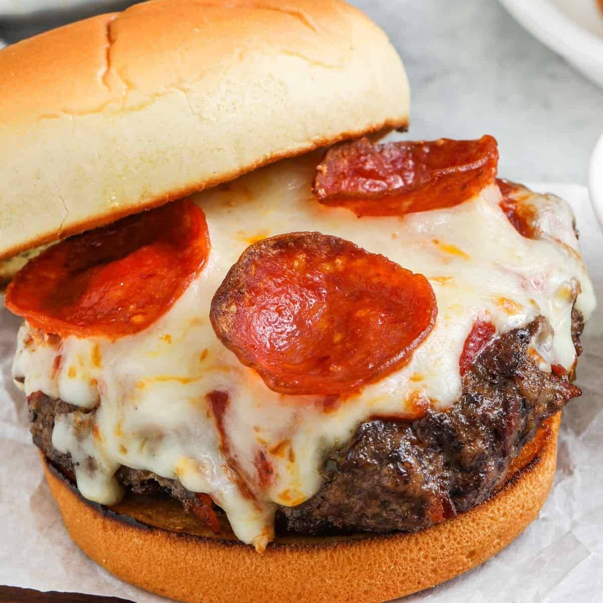 PIZZA BURGER