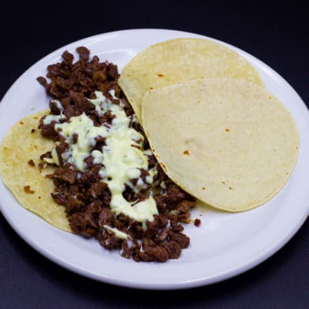 Taco de Arrachera con Queso Maíz
