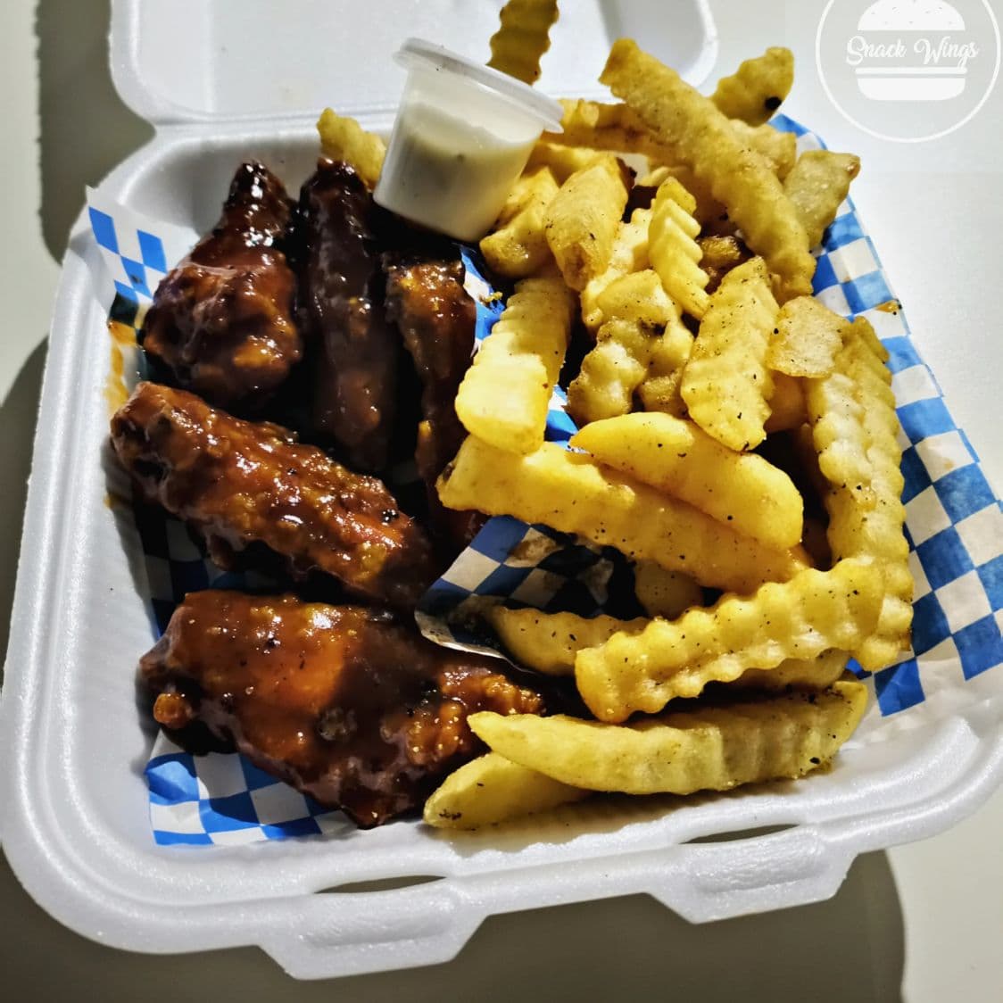 6 alitas + Papas