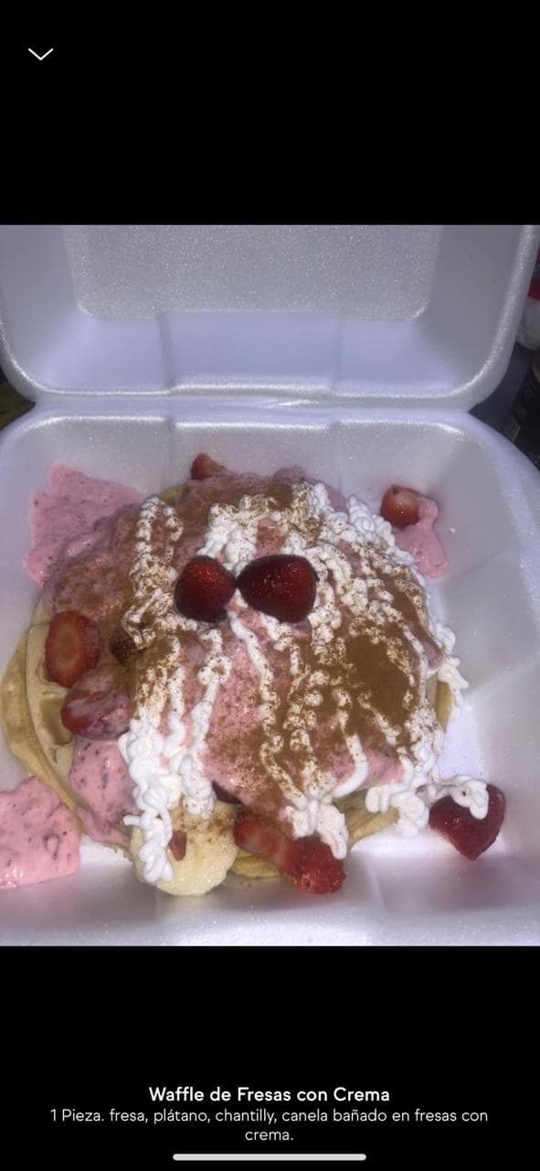 Waffle de fresas con crema