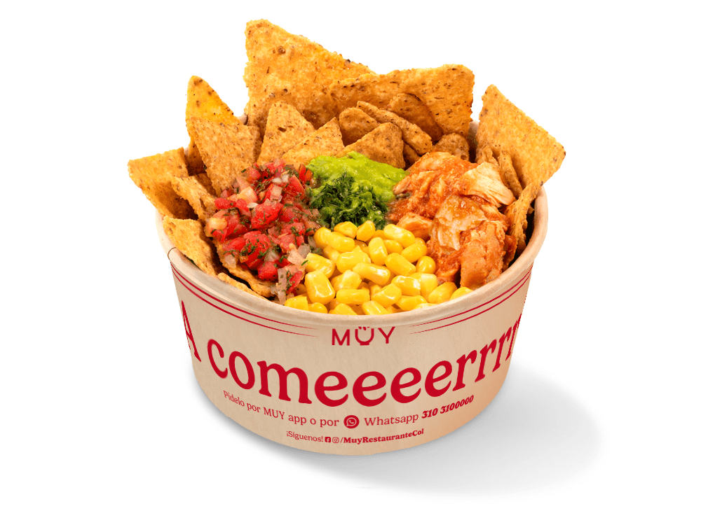 MUYMUY Nachos con Pollo Tinga