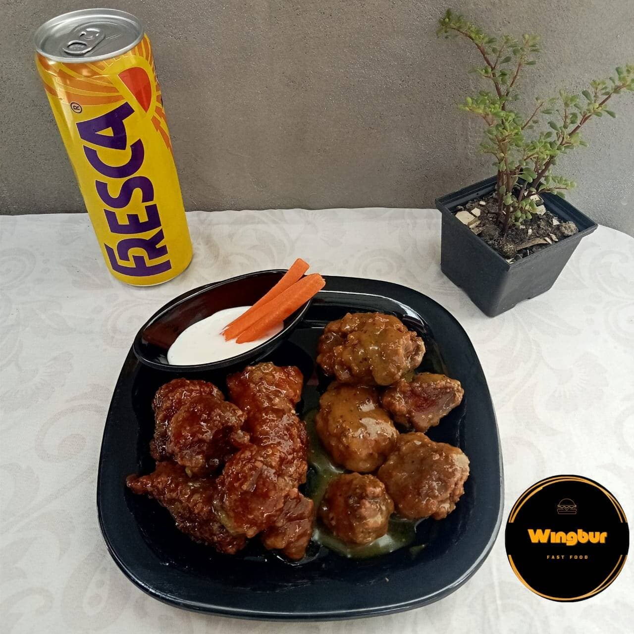 Combo 15 Boneless + Papas + 2 Bebidas
