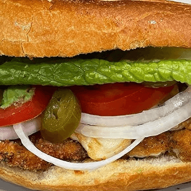 Lonche de milanesa de pollo con papas