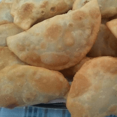 Empanadas de Queso con Epazote