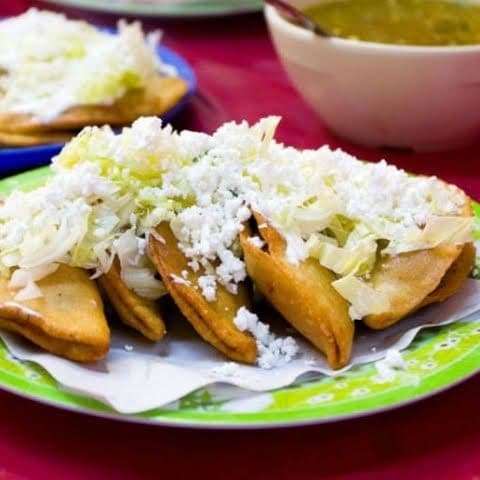 Quesadilla de Tinga de Pollo