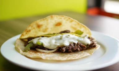 Taco Faji Alambre