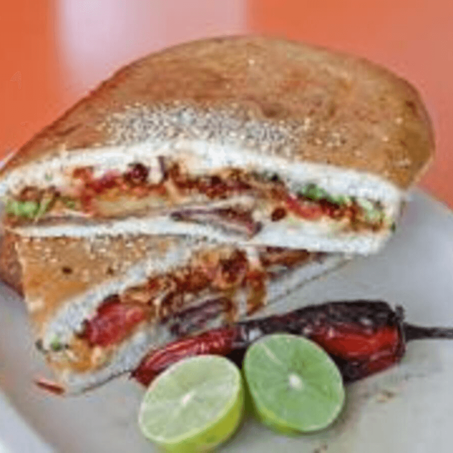 Combo-1 Toluqueña + 1  Michoacana + 1 Fanta