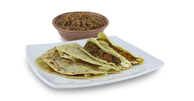 Taco de harina de picadillo