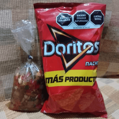 Doritos con Salsa Cuerera