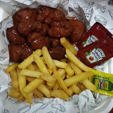 BONNELES + PAPAS