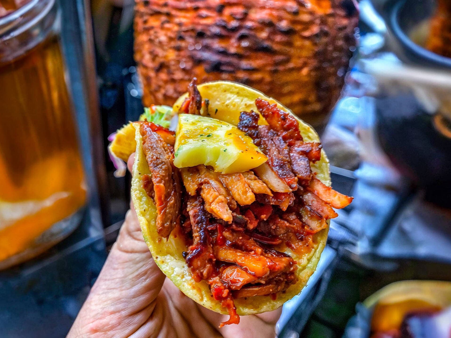 Los Reyes del Taco Suc. Loma Bella