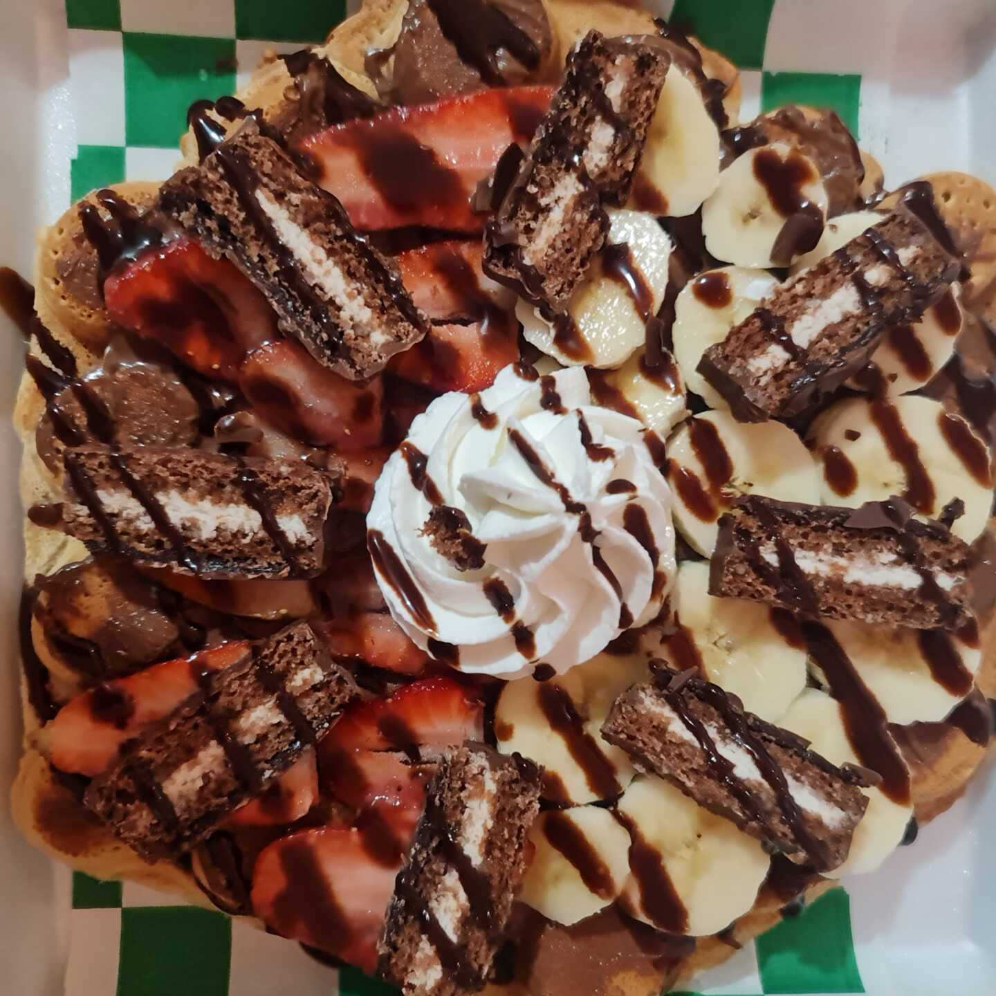 Bubble Waffle Candy Chocolatoso