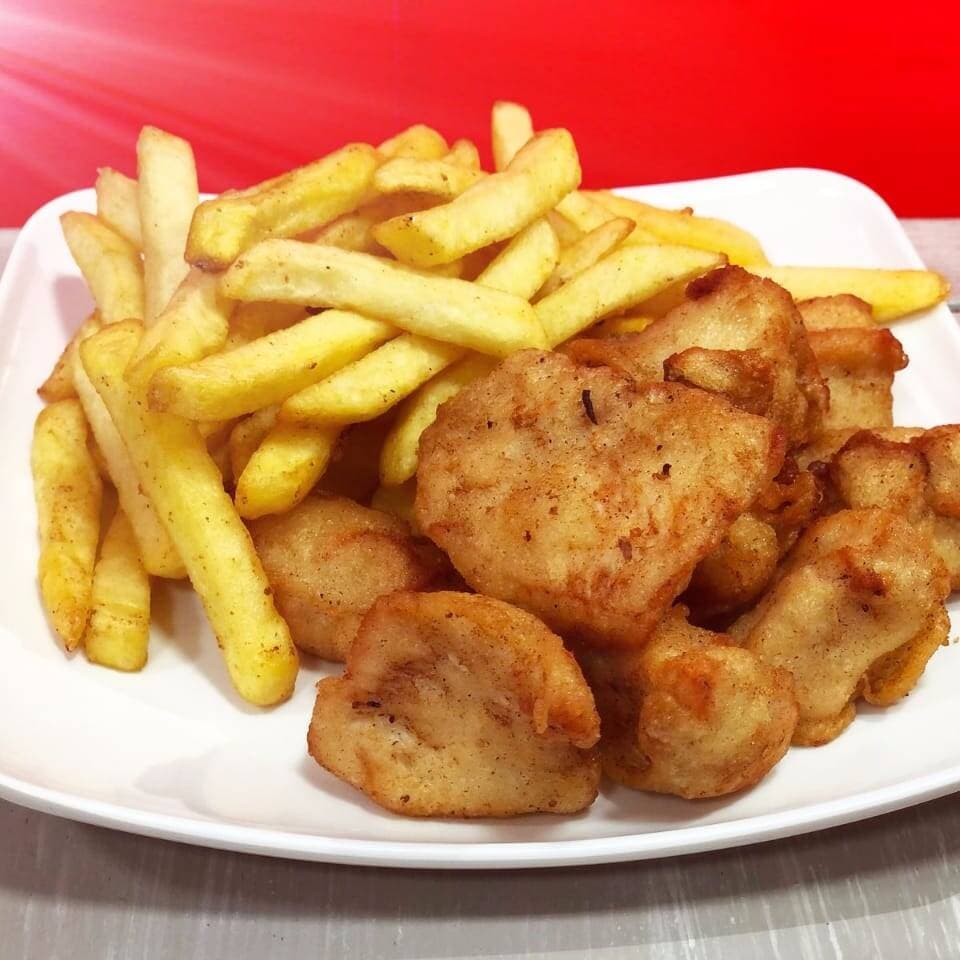 NUGGETS DE POLLO + PAPAS FRITAS