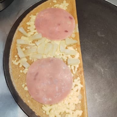 Crepa de Manchego Jamón y Piña