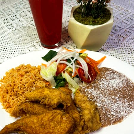 ORDEN DE MILANESA DE POLLO EMPANIZADA