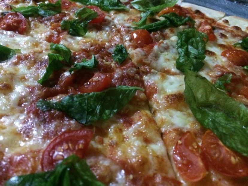 Pizzería "La Ardilla Amarilla"