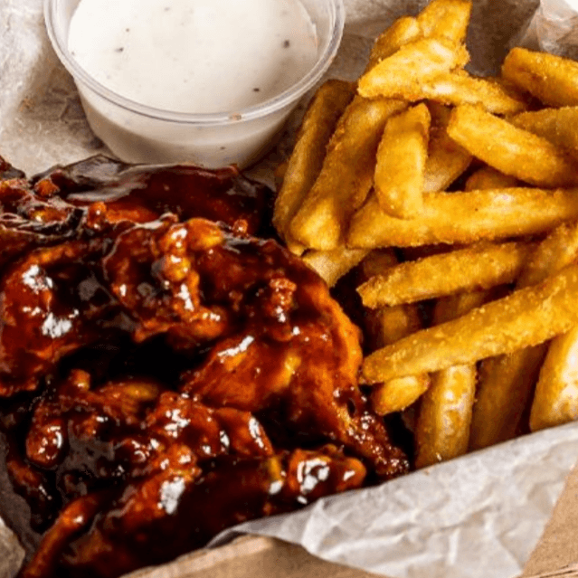 🍗¡ Oferta ! Colwings 10 Piezas de Alitas + Papas