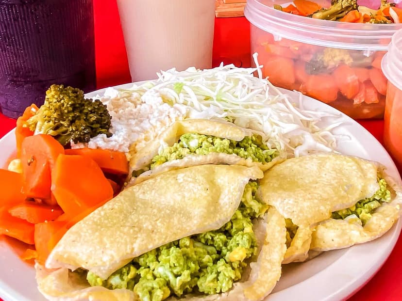 Tacos Paco's (Pirámide)