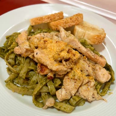 FETTUCCINE AL PESTO