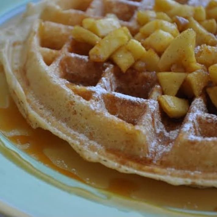 Waffle Manzana Canela