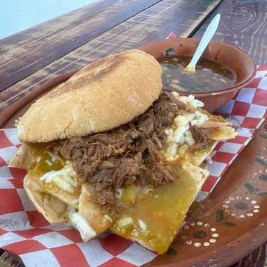 Torta de Chilaquiles
