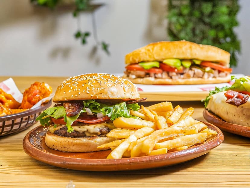 Lonches Amparito Clouthier