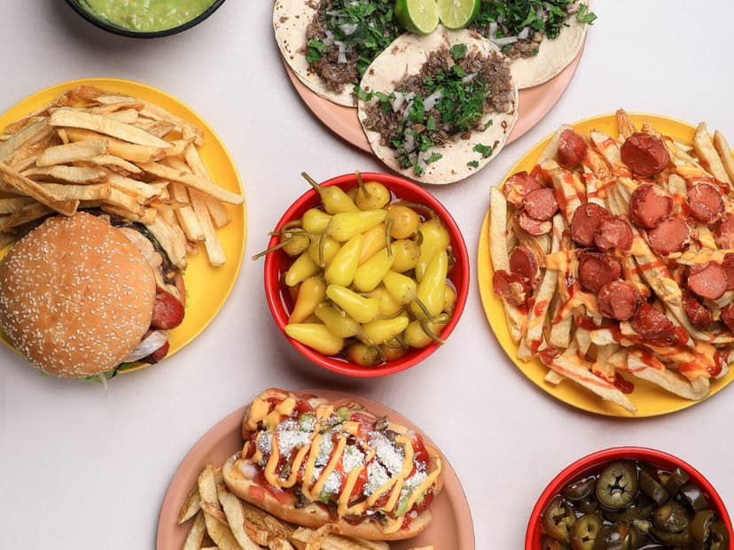 Tacos de Cabeza y Hamburguesas la Guerita
